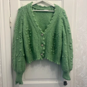 Stickad kofta med diamanter  - Zara kofta i S