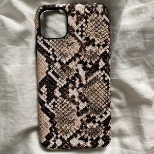 Mobilskal för Iphone 11 pro max - Supersnyggt mobilskal i ormskinnsmönster för Iphone 11 pro max!🩷