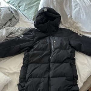 Sail Racing  - En Sail Racing jacka köpt för 4500 skick 7/10 