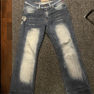 Vintage jeans - Snygga vintage jeans med en väldigt snygg wash på sig. 