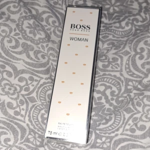 Hely ny i plastad förpackning. Boss woman 75 ml. - Helt ny ej öppnad. 