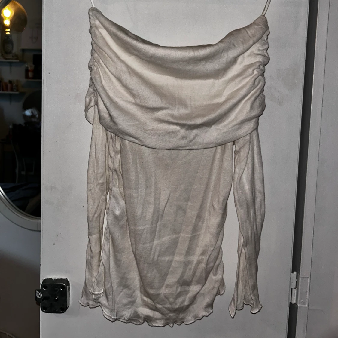 Vit off-shoulder tröja - 90