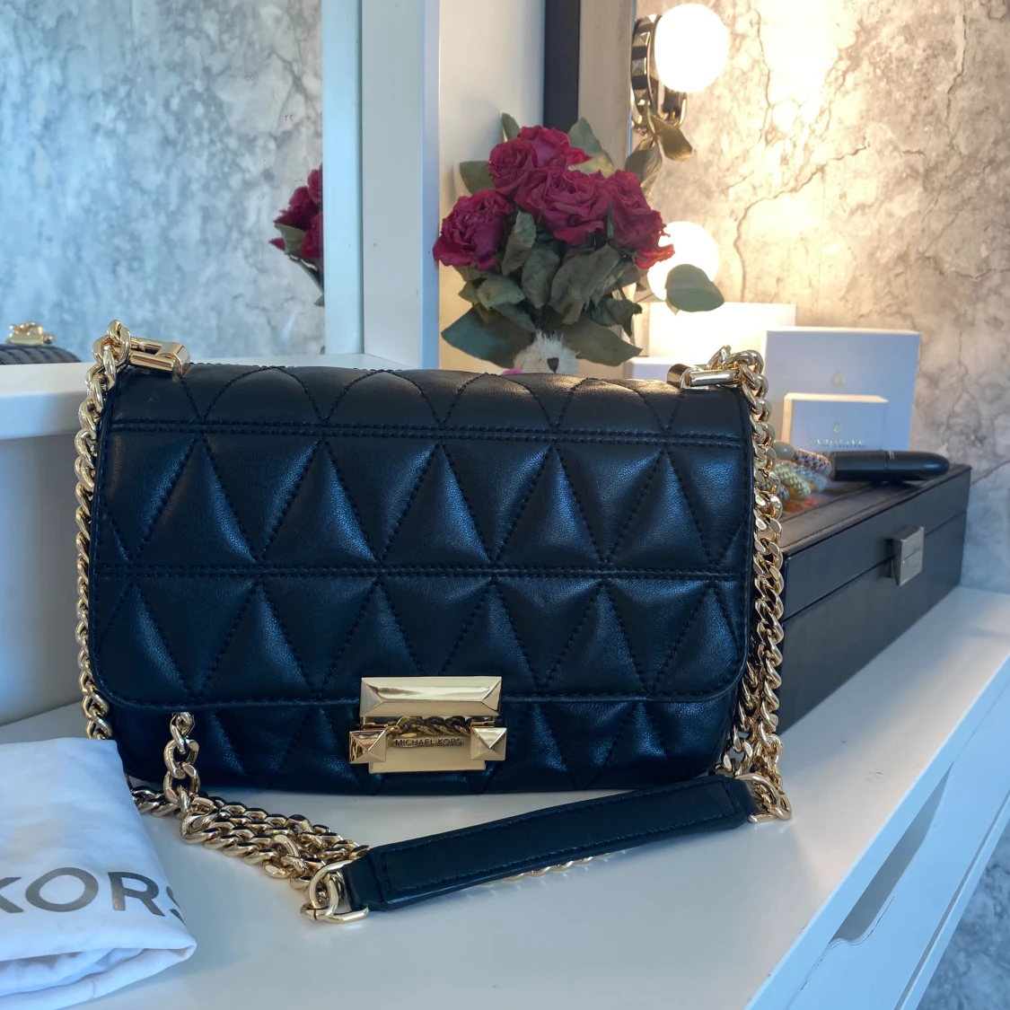 Michael kors väska  - 90