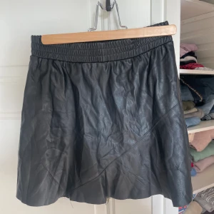 Zadig kjol - Jättefin Zadig kjol som ör väldigt sparsamt använd🩷🩷