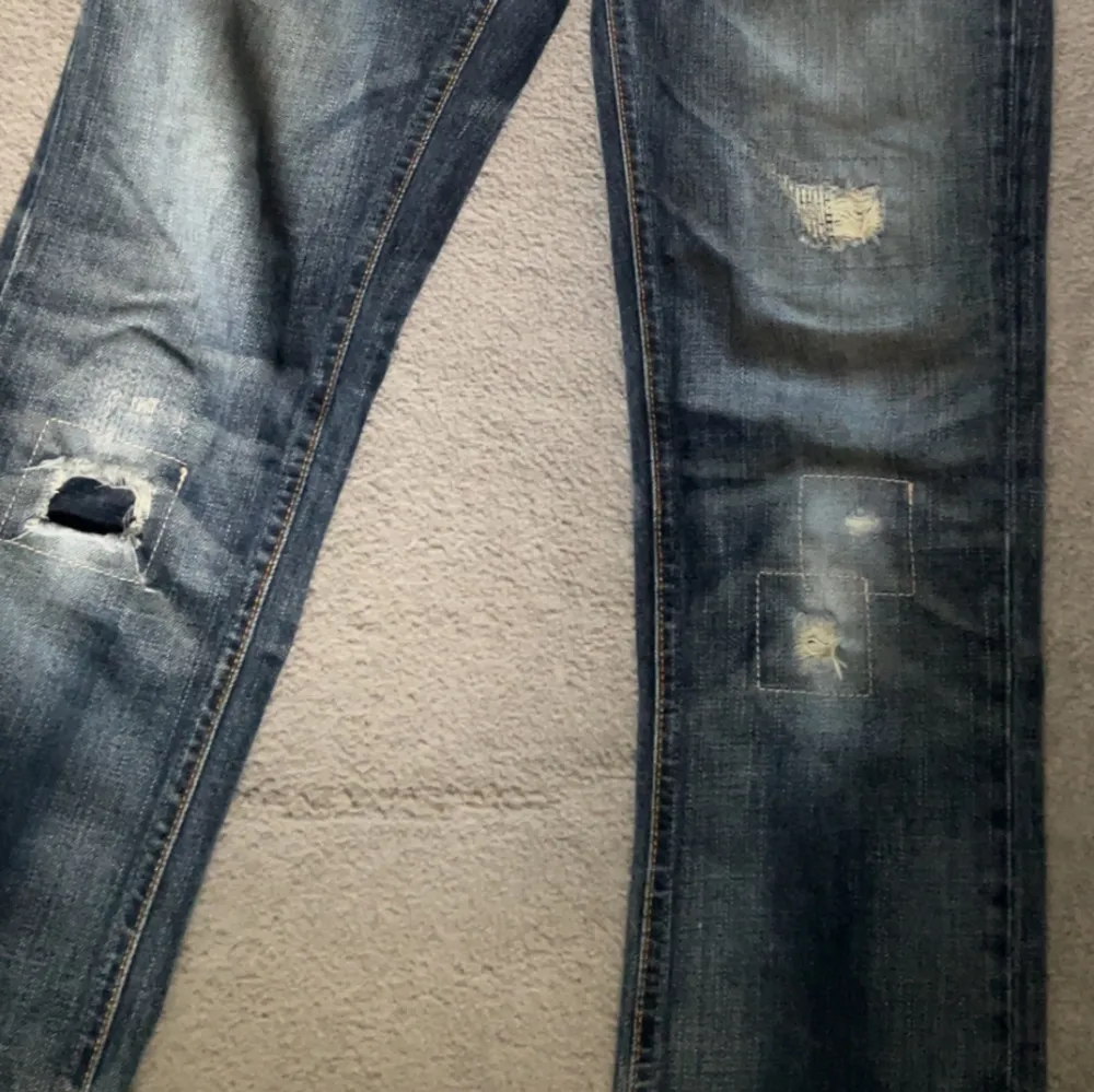  Nu säljs mina Väldigt sällsynta Nudie jeans! För väldigt bra pris, inga skador osv, knappt använd! Köpt för ca 2300, mitt pris 650!. Jeans & Byxor.