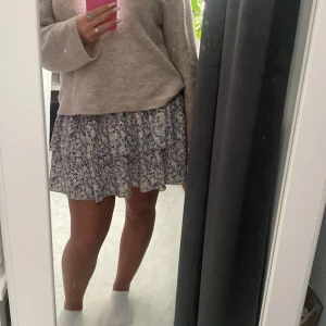 Kjol - Volangkjol från gina🩷storlek M