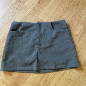 Mini kjol - Helt ny aldrig använd jätte fin kjol😍