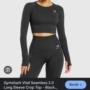Träningstopp - Säljer denna träningstopp från gymshark. Använd fåtal gånger. Storlek xs