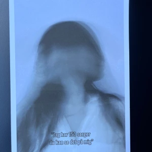 Hov1 poster ”150 sorger” - Storlek A4 50kr+frakt  Obs små små sträck som går rakt över va så när jag hämta dom på tryckeriet så inget jag kan göra åt 