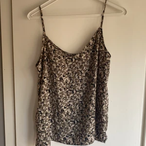 Topp/linne - Bra skick 