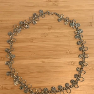 Halsband - Ett handgjort halsband. :) 