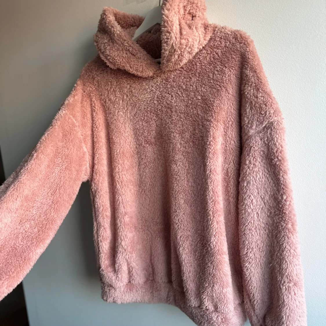 Rosa fluff tröja