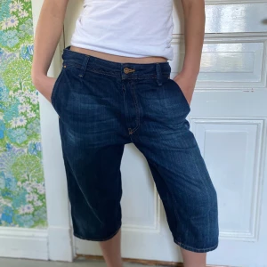 Baggy jorts  - Super coola jorts från diesel som tyvärr inte kommer till användning  Modellen är 162 cm 