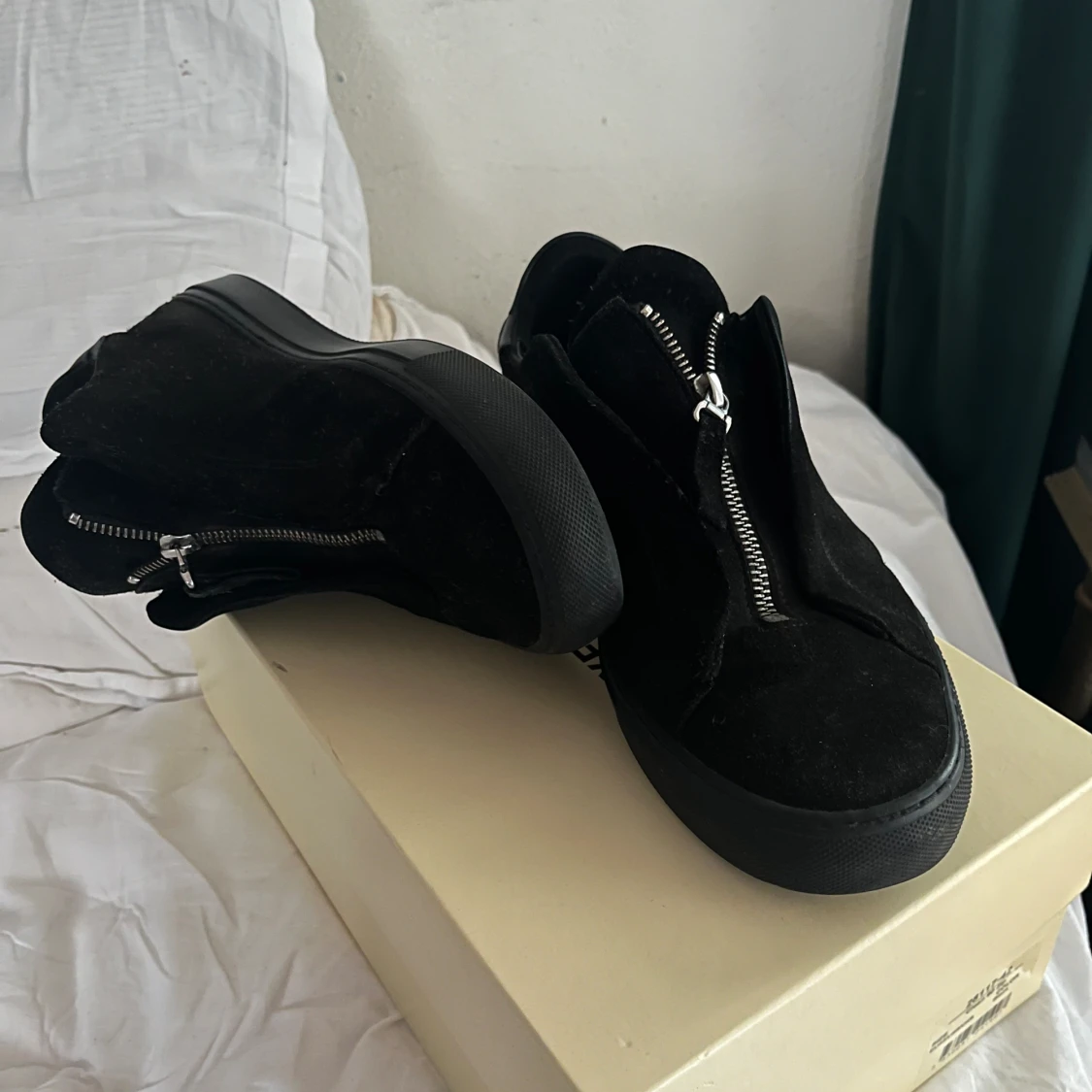 Axel Arigato Clean 90 zip