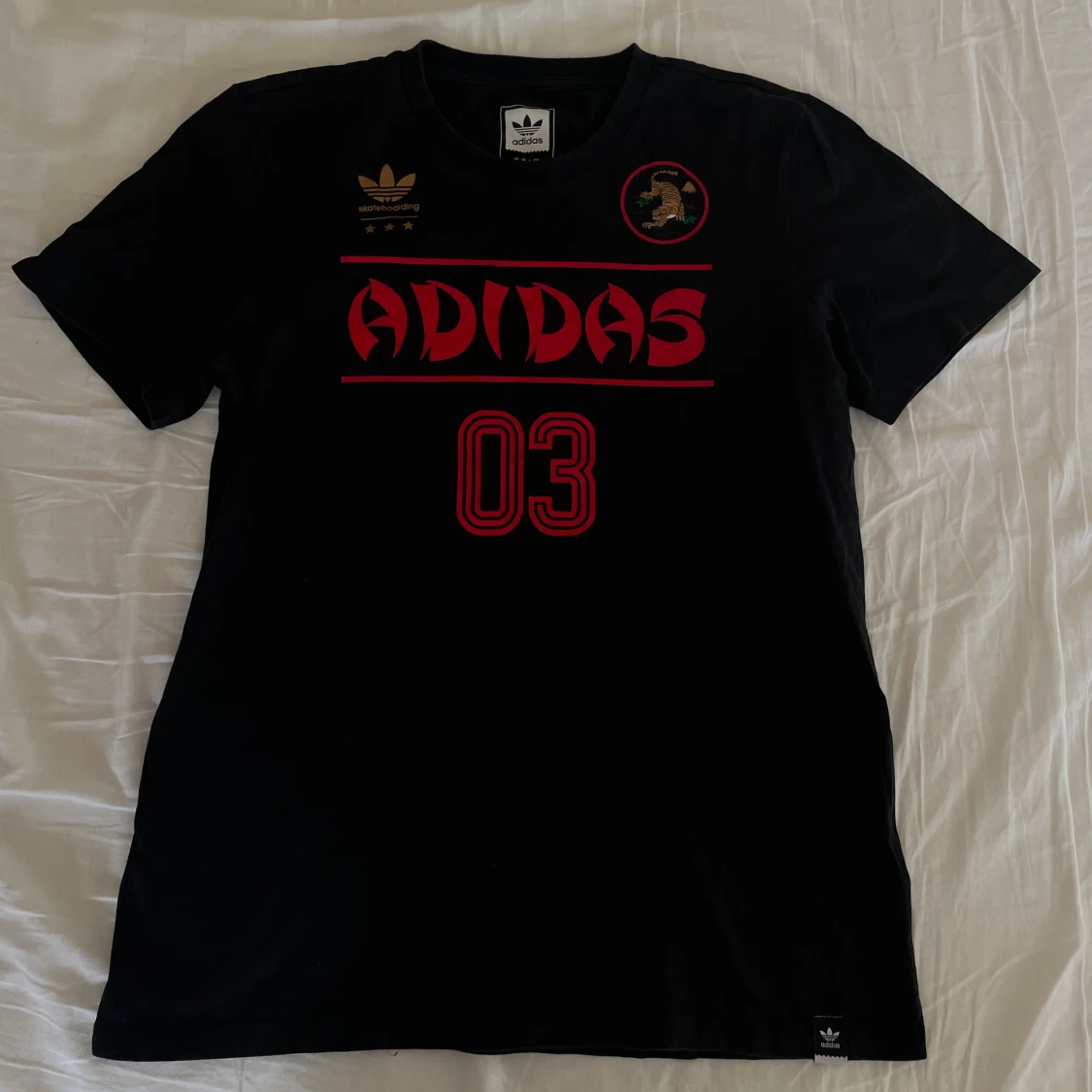 Adidas T-shirt