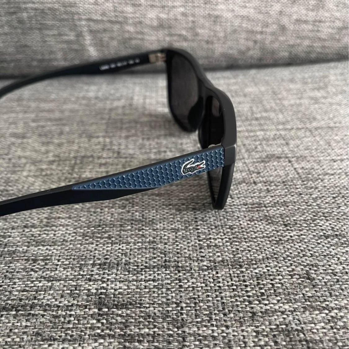 Lacoste solglasögon - 90