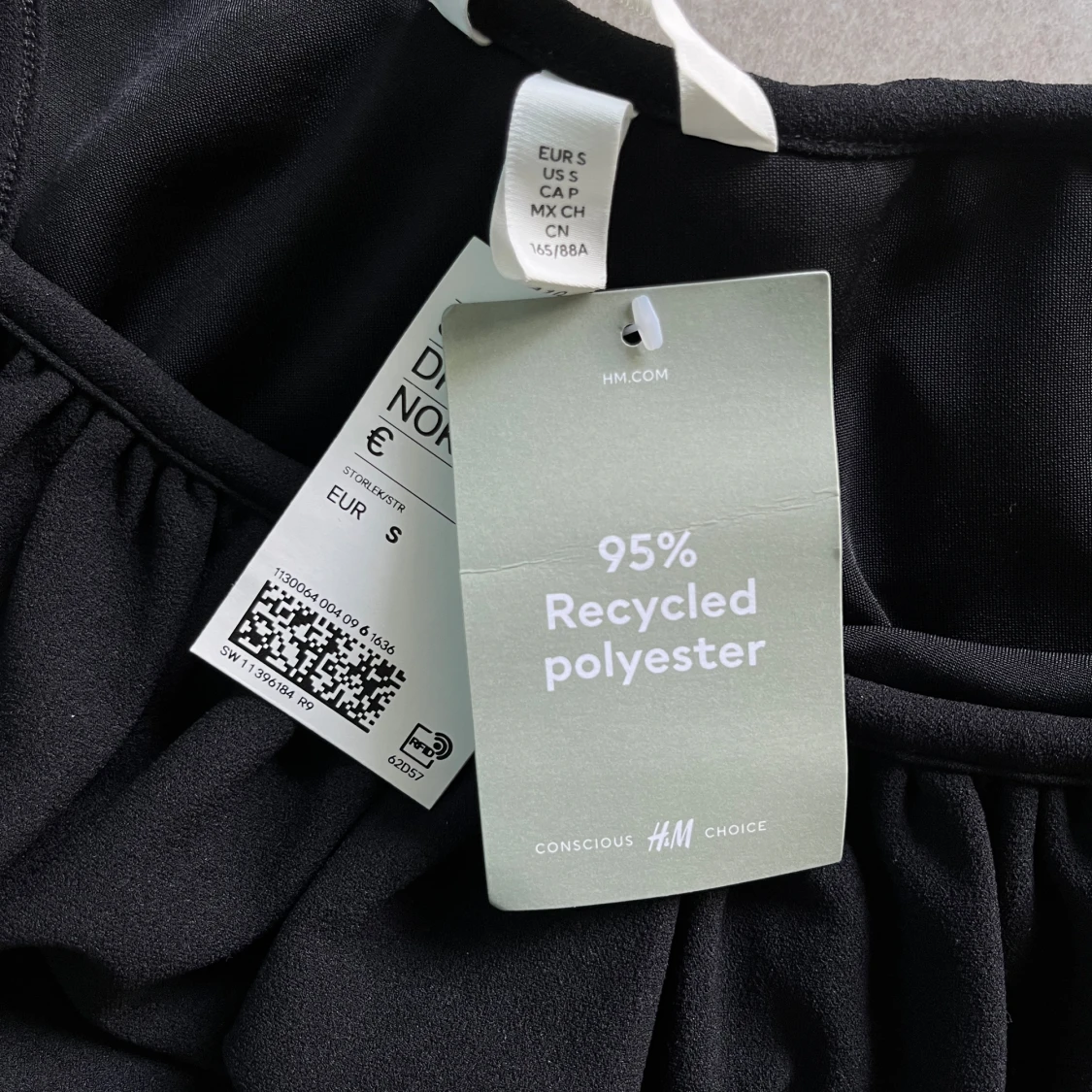 H&M svart off shouldef top strl S - 91