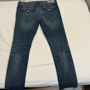 True Religion skinny jeans - Chief keef type skinny jeans men strlk 40 så är fortfarande baggy. Stackar nice