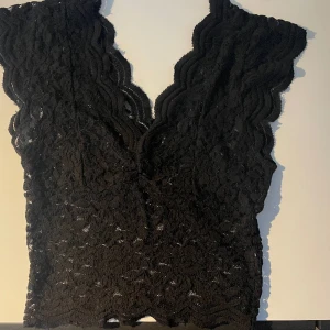 Spets topp ZARA - Zara  Spetstopp