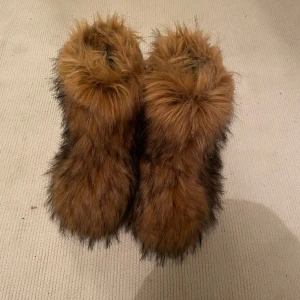 Päls/Fur Boots🐰🐰(Fury) - Furrrrrry boots🐰🐰🐶🐱