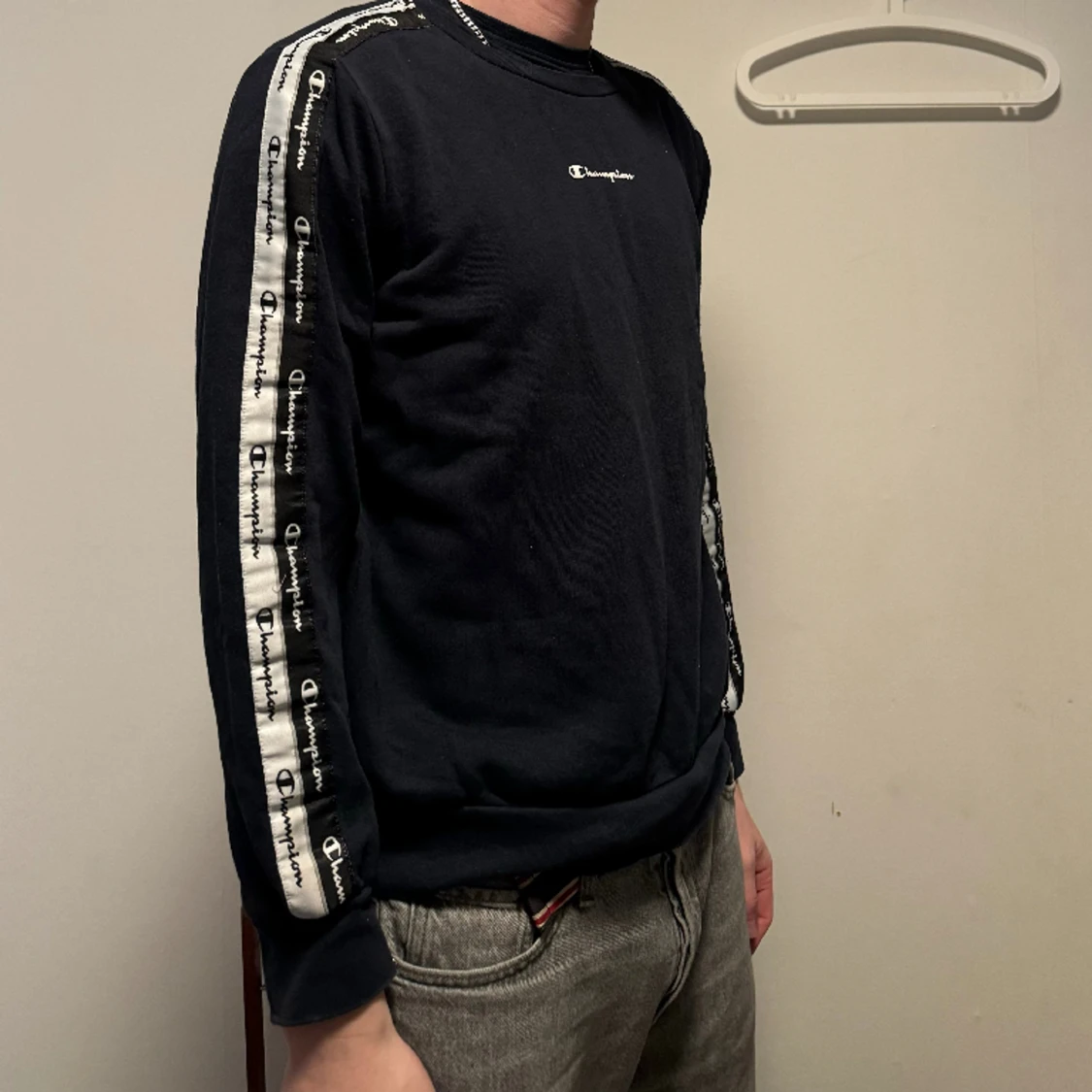 Champion Sweatshirt - 90