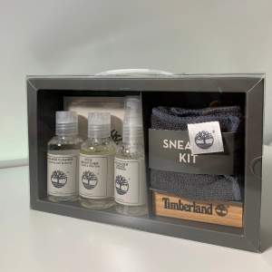 This sneaker maintenance kit by TIMBERLAND contains a brush, towel and three key products to care for your sneakers: Air Raider Shoe & Boot Refresher, Sneaker Cleaner and Sole Brightener. The box is reusable. Write to me on messenger if you are inter