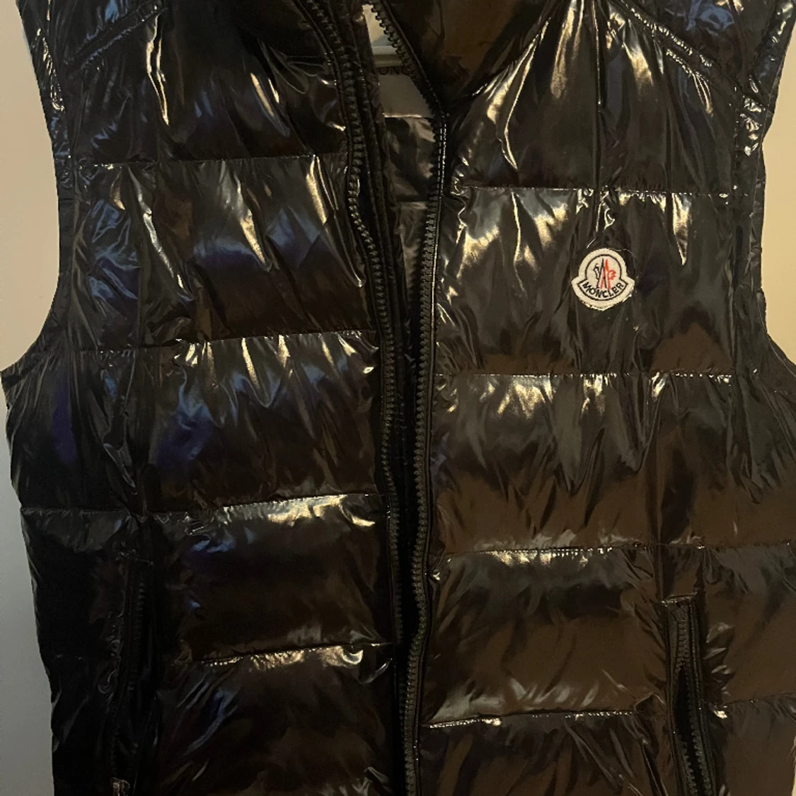 Moncler väst  - 90