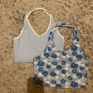 Linnen - Två jättefina linnen där banden går runt halsen. Fint skick och säljer båda för 50kr.