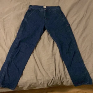 Lee Carpenter Jeans - Fina Lee jeans. Använts en gång men var inte min stil.