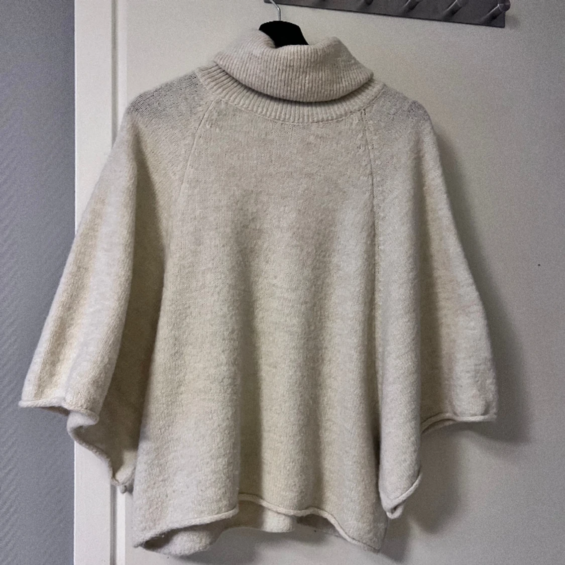 Stickad zara tröja