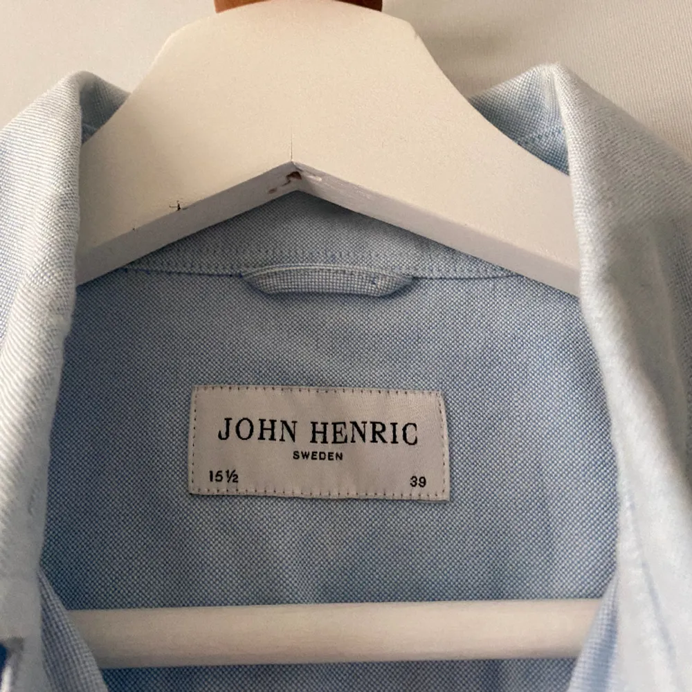 Skjorta från John henric. Skjortor.