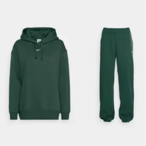 Nike mjukis-set - Säljer mitt mjukisset från Nike  300kr/vara eller 400kr för båda 