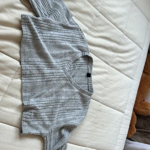 Grå magtröja  - Mag tröja storlek s overzised