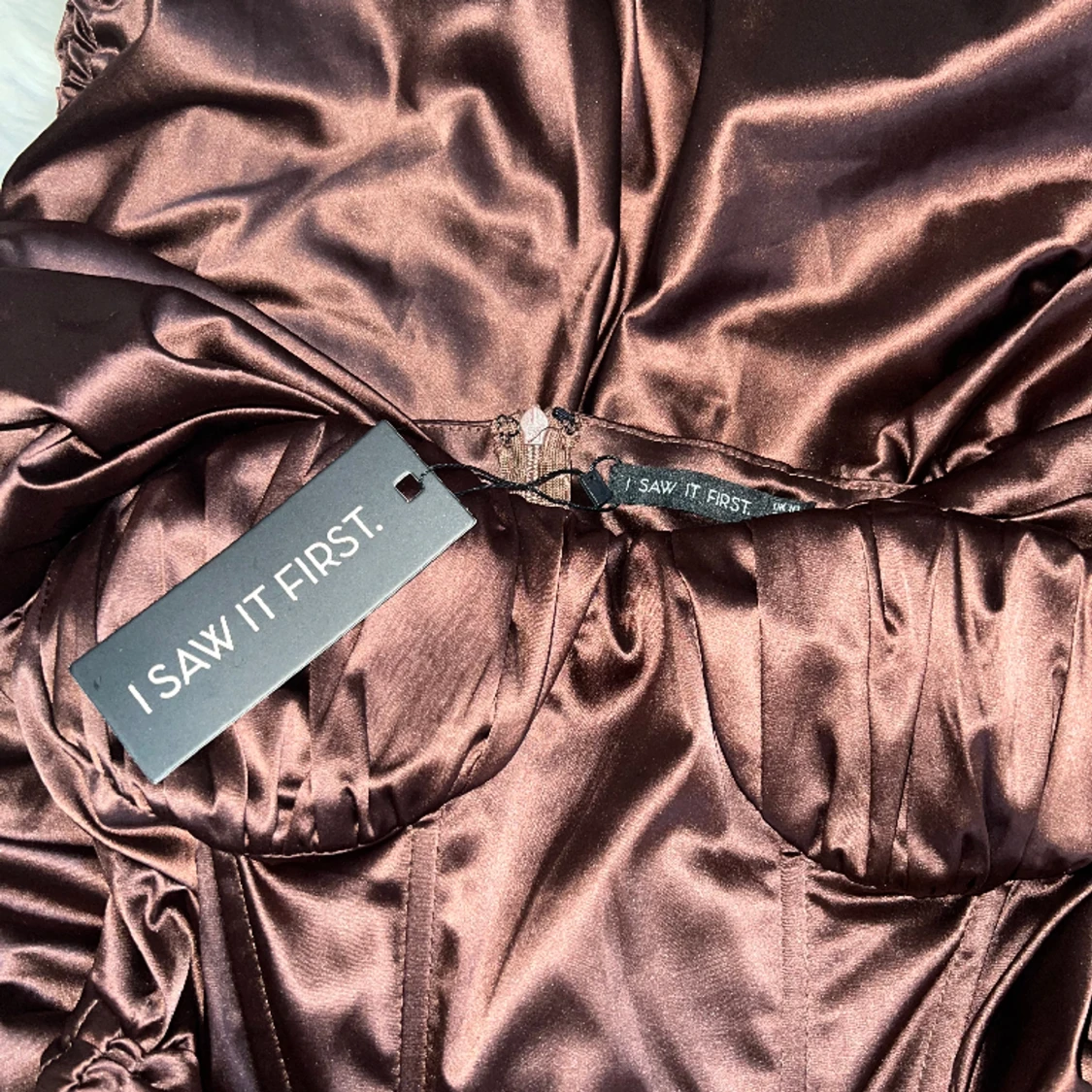 ISIF satinklänning skitfin!! Strl S/M helt NY - 90