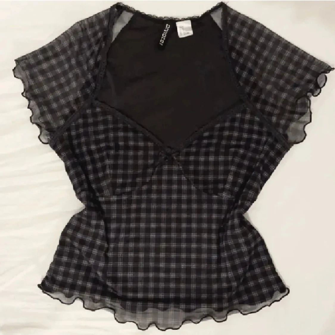 Grå coquette tröja