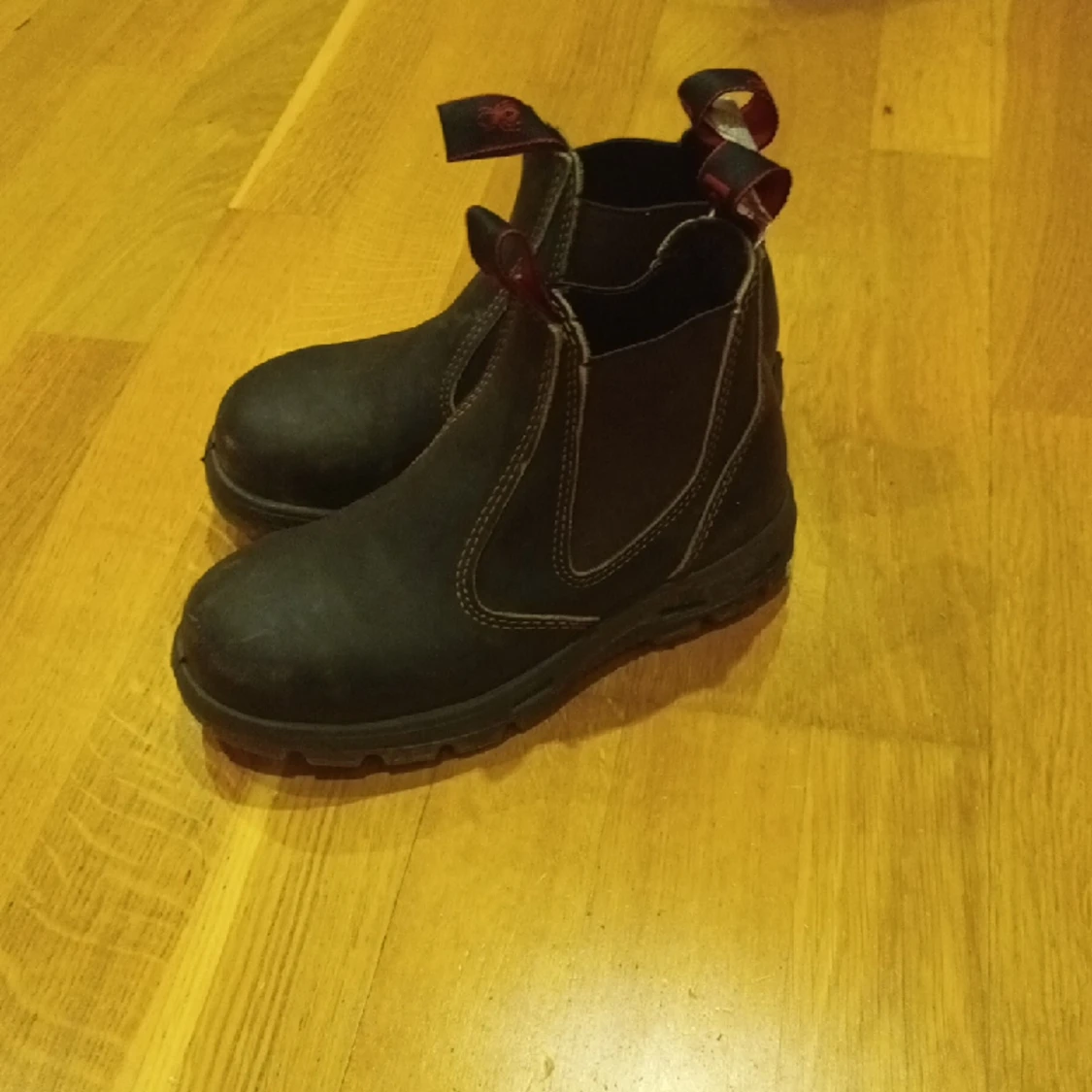 Reback boots med stålhätta