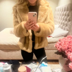 Pälsjacka - så fin