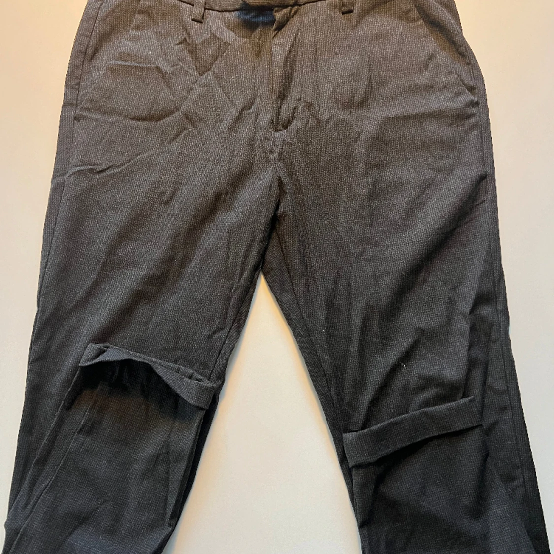 Svartrutiga kostymbyxor från Jack & Jones - 90