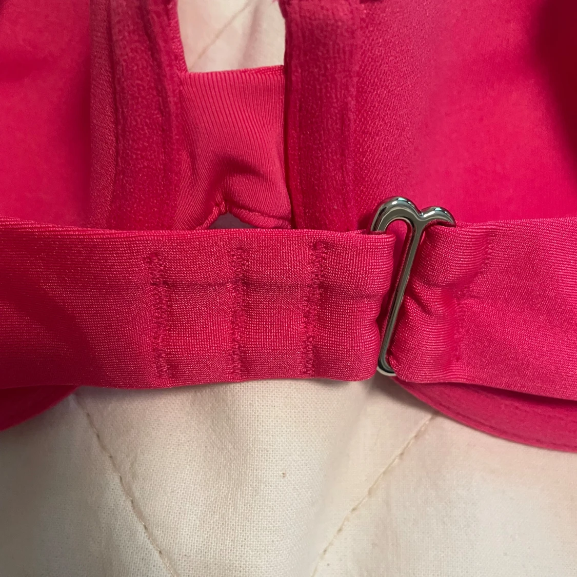 Helt ny rosa bikinitopp  - 91