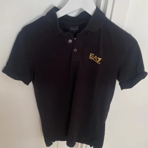 EA7 piké  - Armani piké i bra skick 8/10  