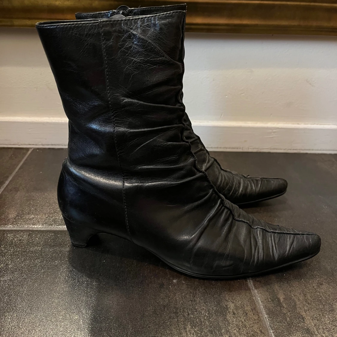 Kittenheals i stövelform storlek 38 - 91