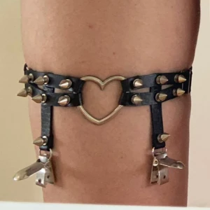 Spikey Heart Garters - Spikey heart garters. Stretchy so can fit most sizes.