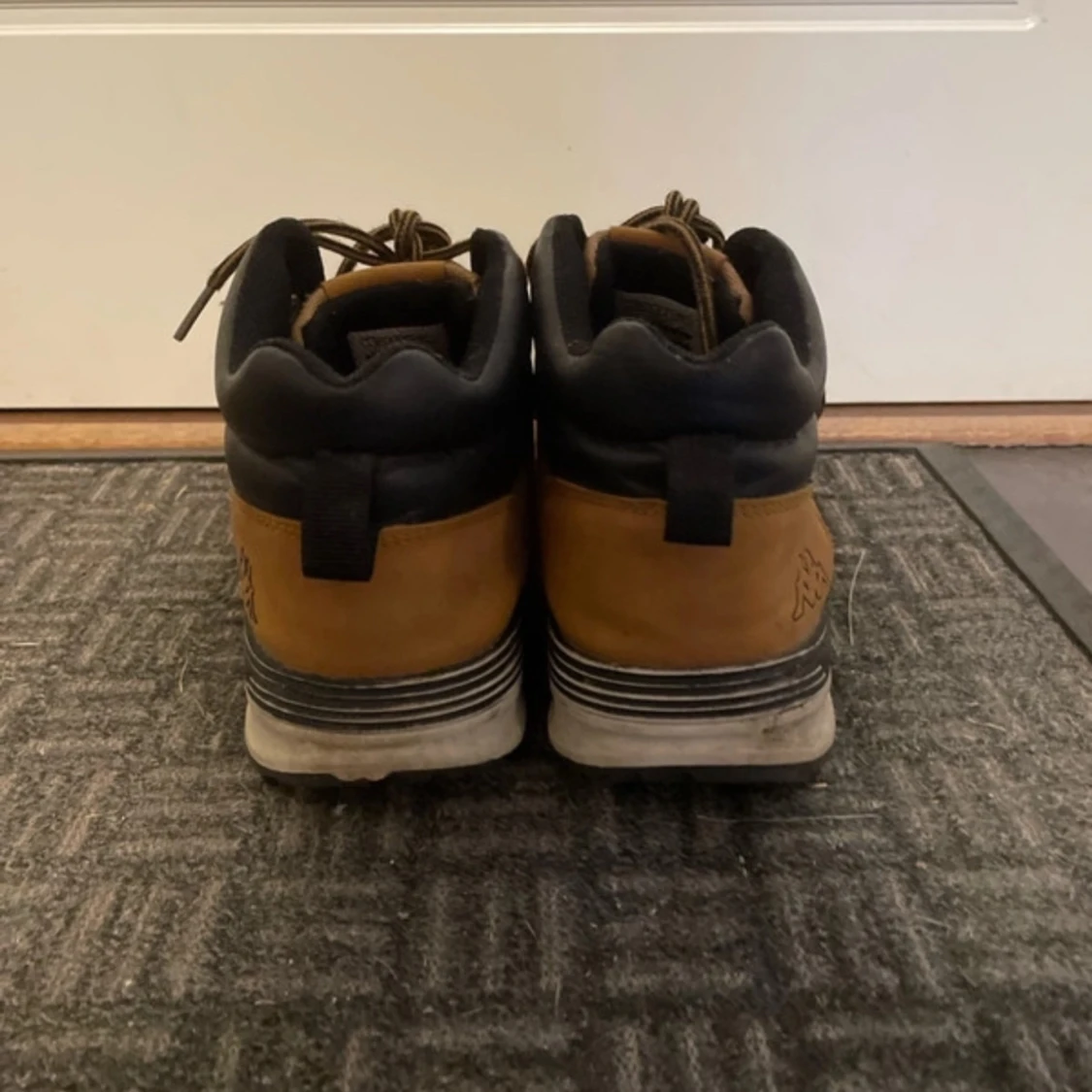 Sneakers strl 40 - 90