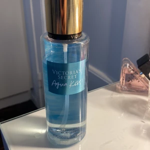 Victoria Secret Bodymist - ca 80% kvar, säljer då den inte kommer till användning längre