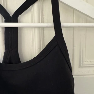 Lululemon inspirerad sport BH  - Från HM, jättesjuka material