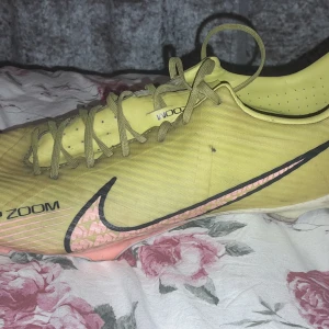 Nike mercurial vapor 15 academy mg - Inga skador.