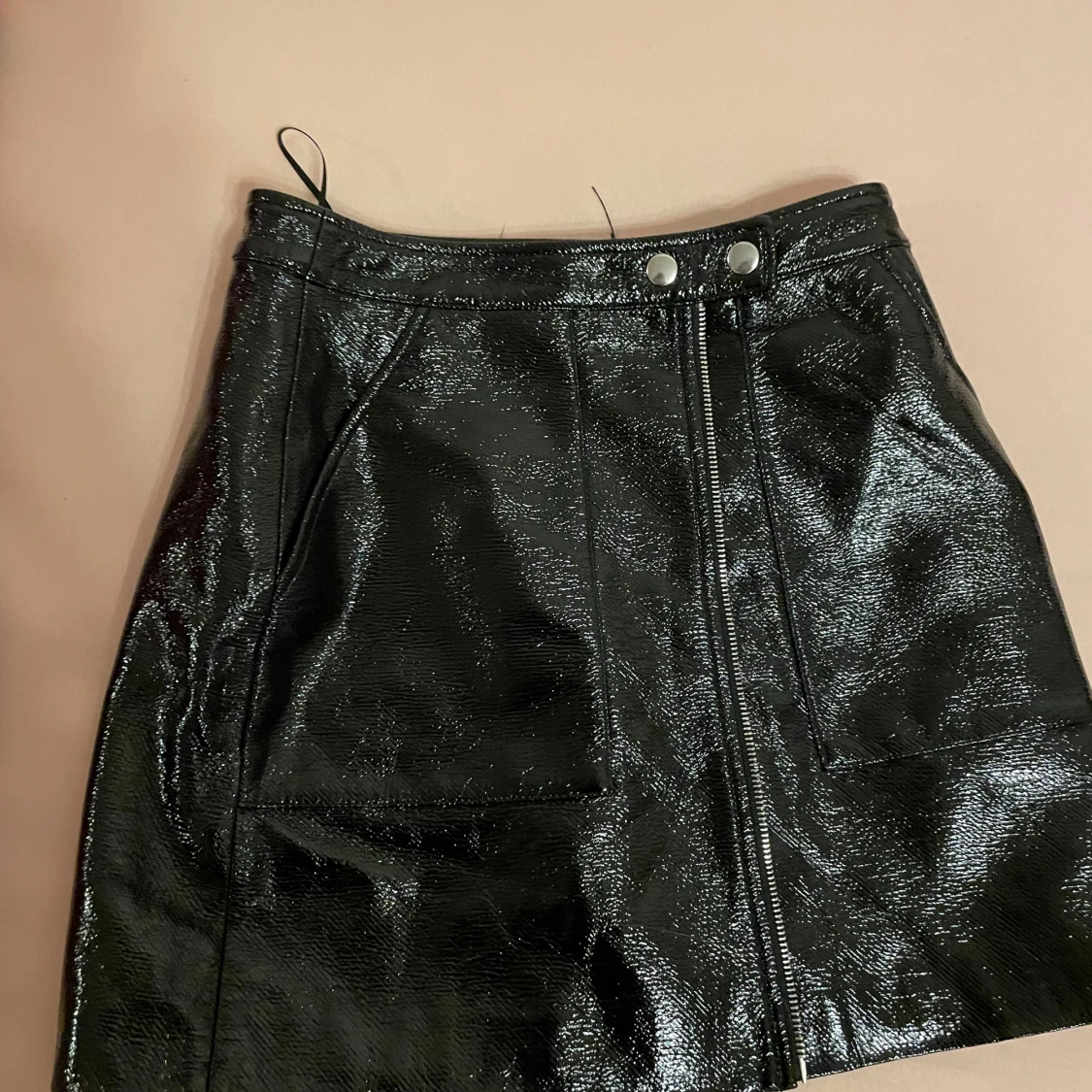 Svart kjol från Mango - 90