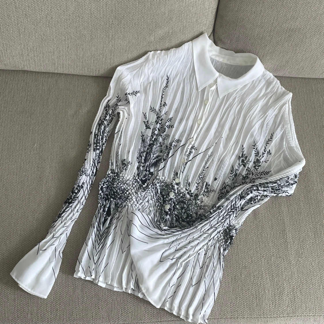 Genomskinlig vit skjorta / blus - 90