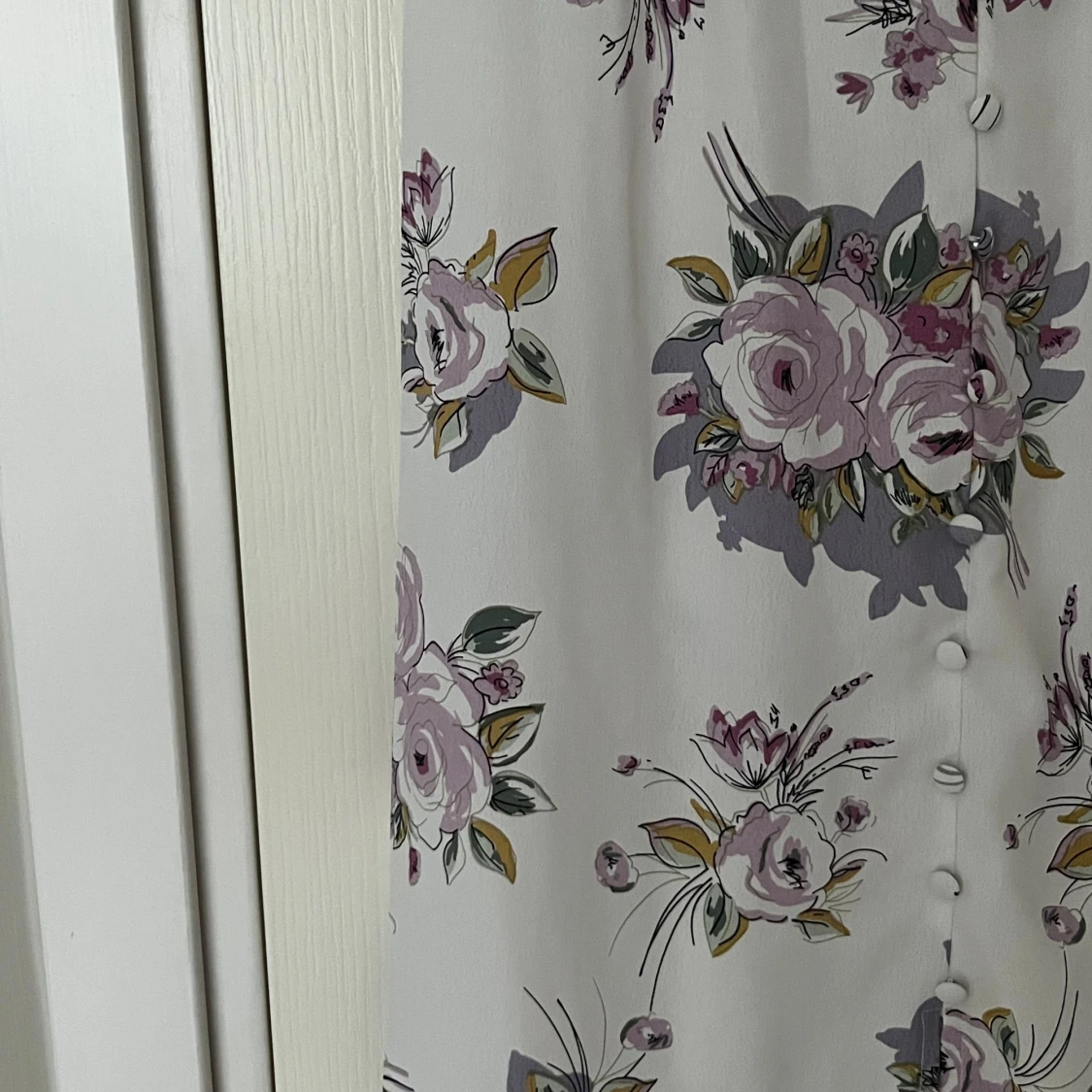 Blommig klänning - 92