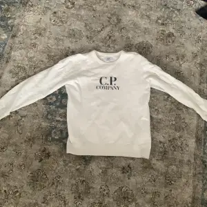 En CP company tröja som är för liten som jag köpte för 2200kr